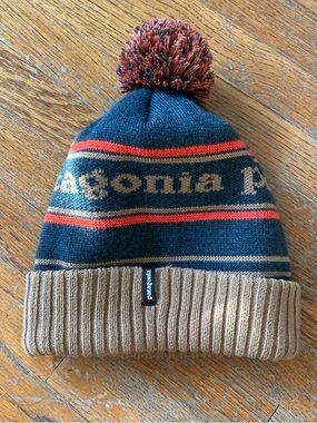 Patagonia Knit Beanie in Teal and Tan with Red Stripe